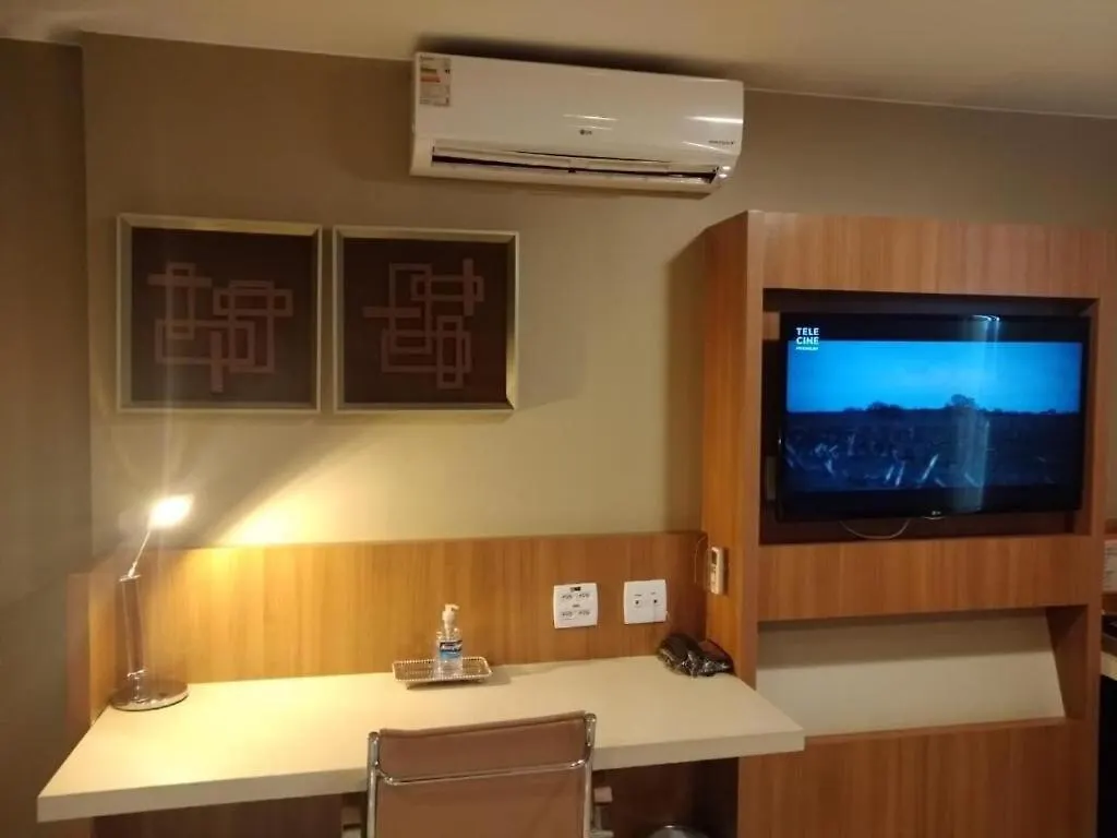 Excelente Flat Particular No Jade Hotel Μπραζίλια Διαμέρισμα